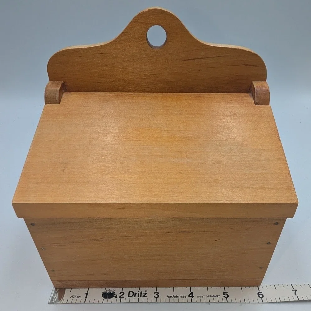 Colonial Williamsburg Wood Salt Box Brown Hinged Lid Wall Mount Storage